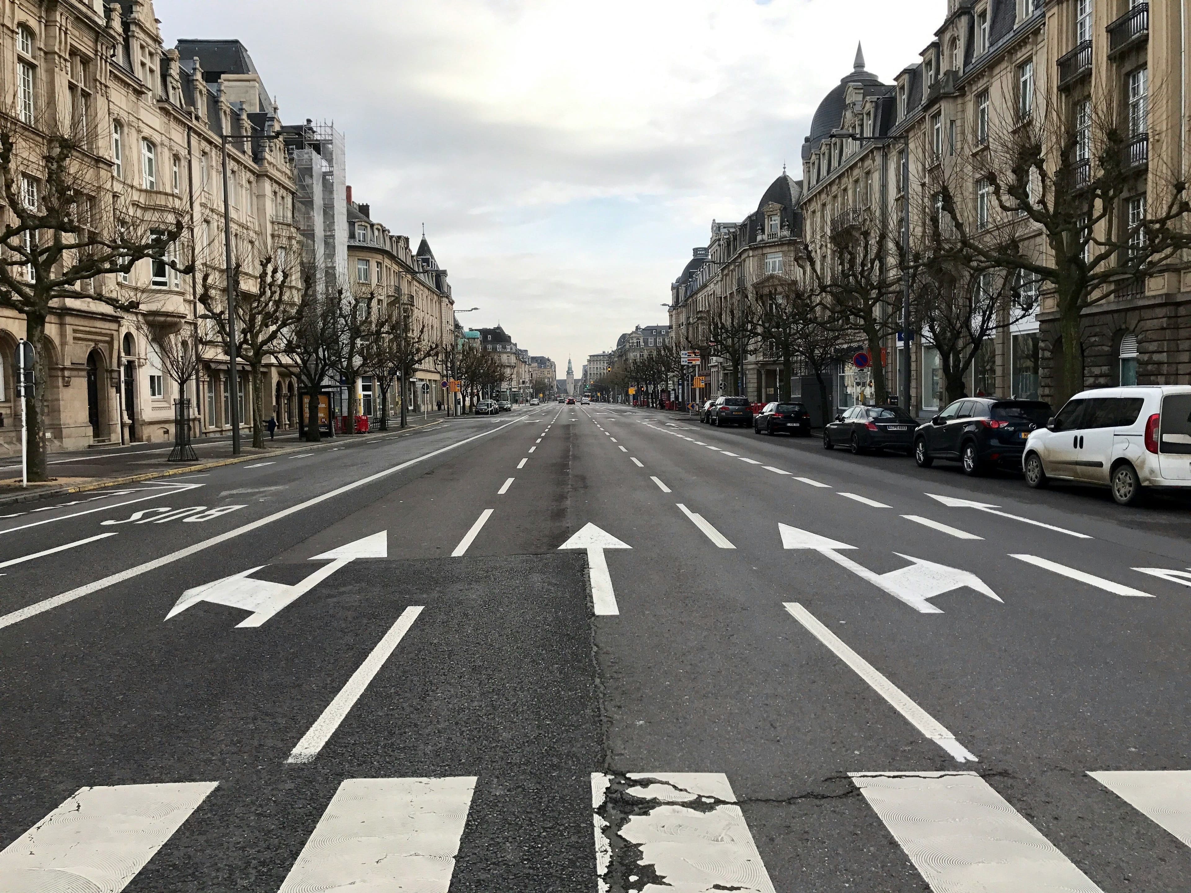 Crossing with arrows on road
